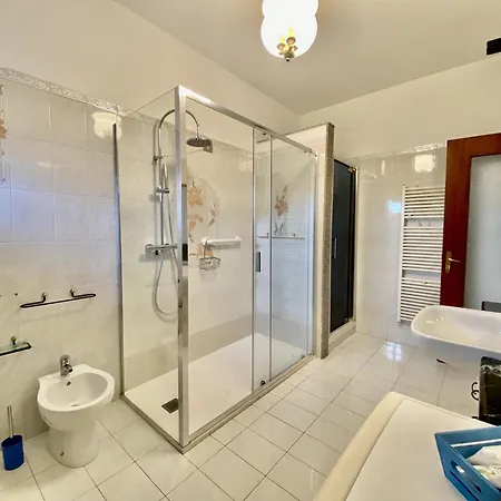 La Magnolia אאוסטה